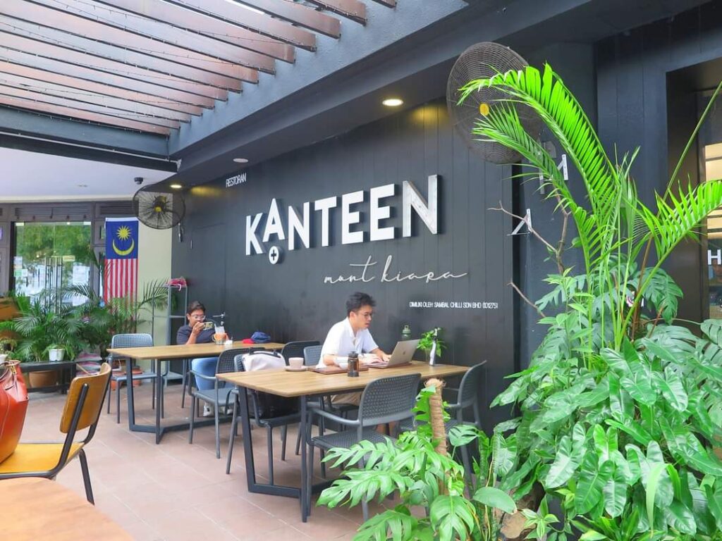 Kanteen Mont Kiara Petfriendly places in Malaysia.
